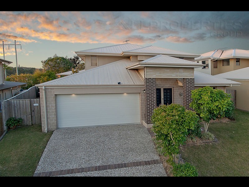 53 Long Island Drive, Windaroo QLD 4207