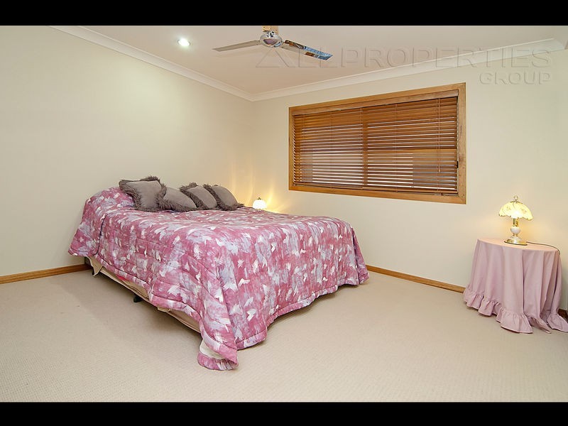 53 Long Island Drive, Windaroo QLD 4207