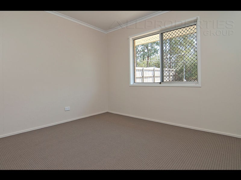 94 Julie Rd, Carole Park QLD 4300
