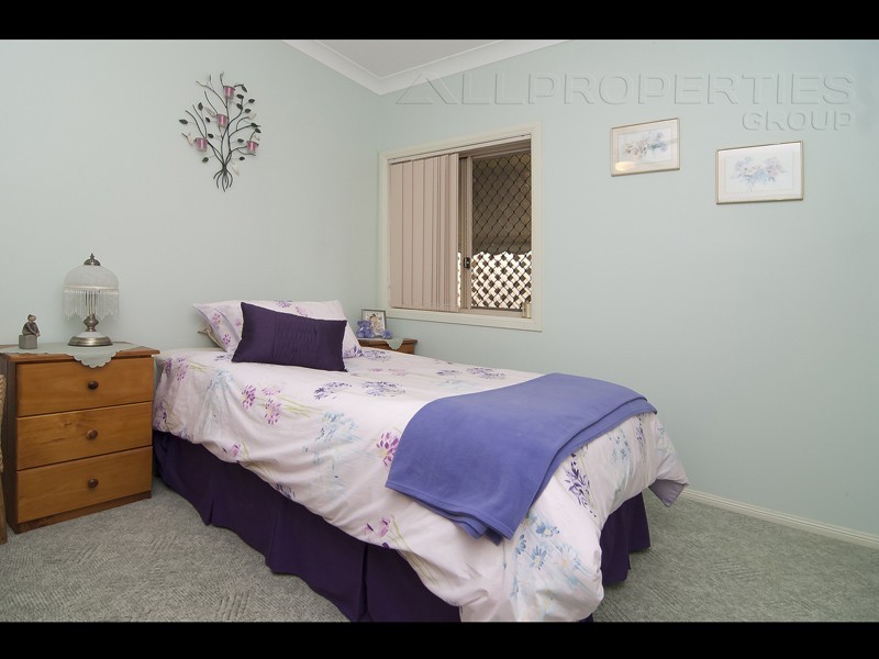 12 Bridgeman Place, Forest Lake QLD 4078