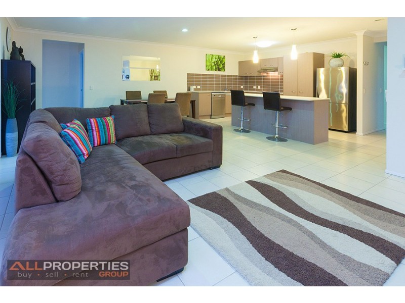 2 Flagstone Way, Berrinba QLD 4117