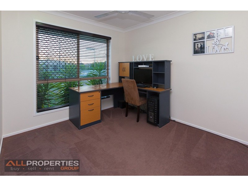 2 Flagstone Way, Berrinba QLD 4117