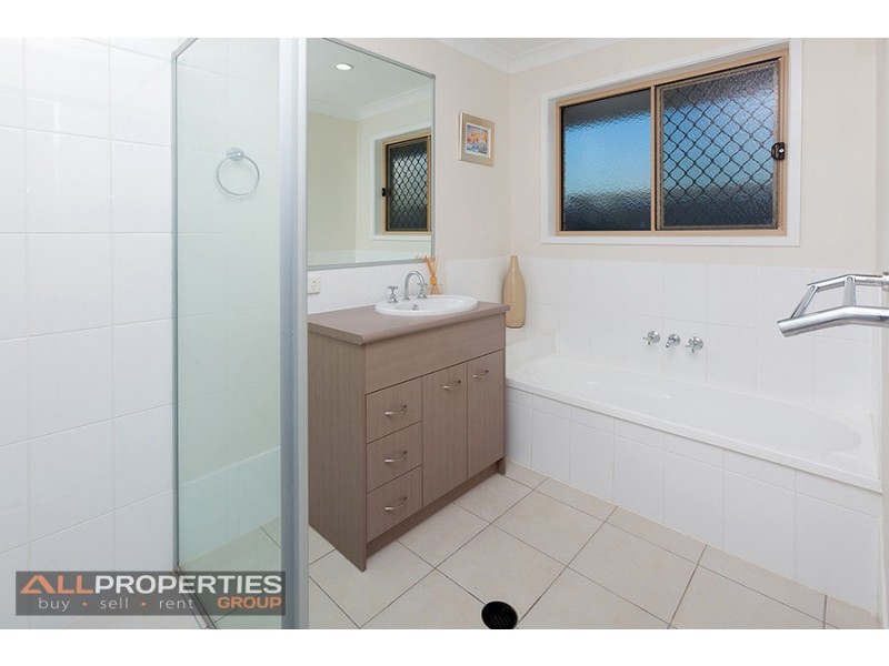 2 Flagstone Way, Berrinba QLD 4117