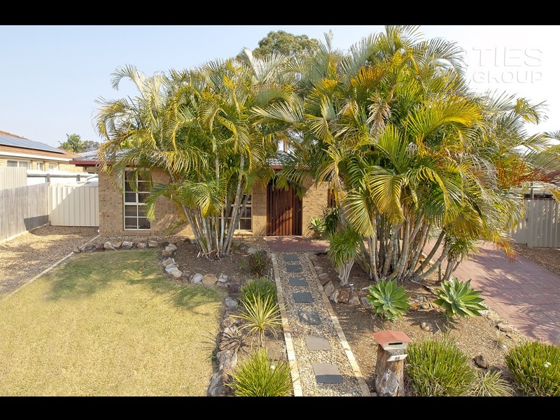 46 Federation Drive, Hillcrest QLD 4118