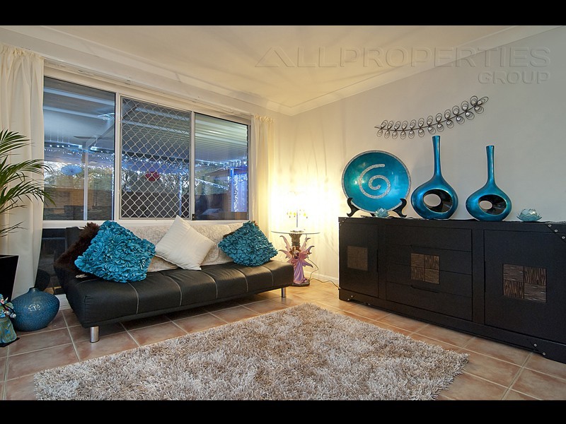 28 Paterson Place, Forest Lake QLD 4078