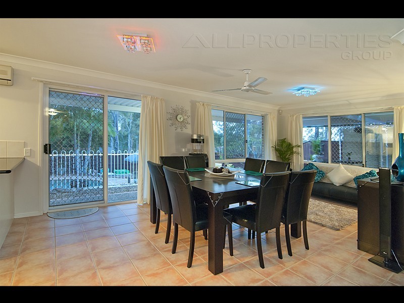 28 Paterson Place, Forest Lake QLD 4078