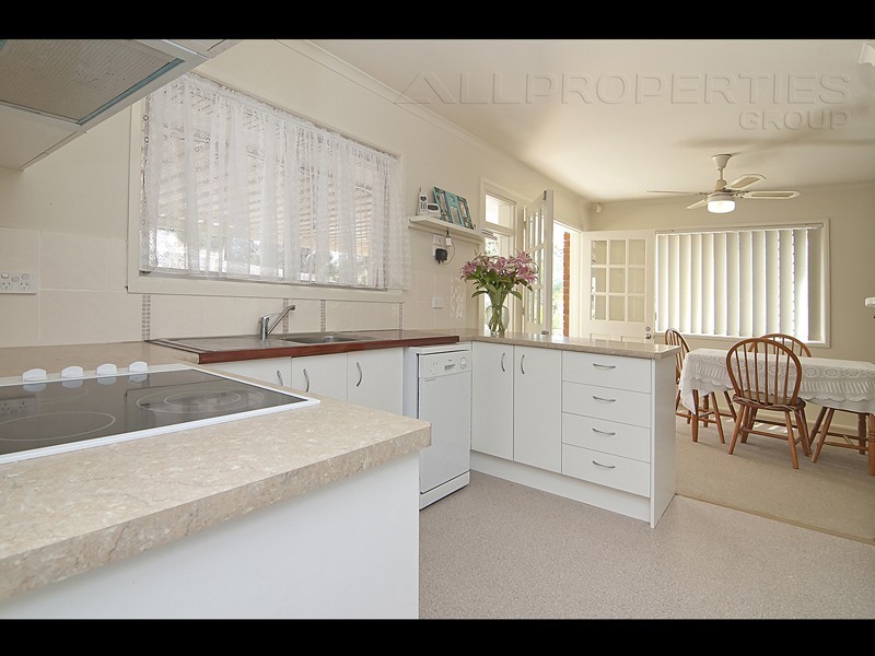 23 Begonia Street, Browns Plains QLD 4118