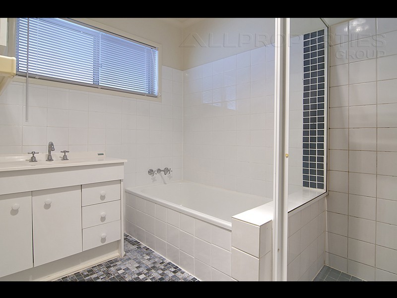 23 Begonia Street, Browns Plains QLD 4118