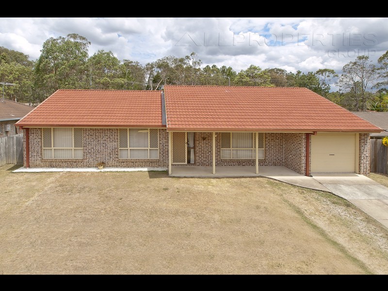 10 VENOSA PLACE, Regents Park QLD 4118