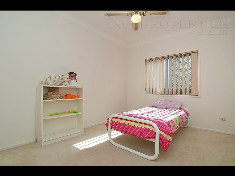 14 Tarragon Place, Forest Lake QLD 4078