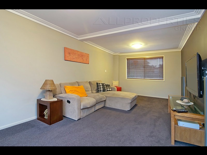 10 Blaxland Place, Drewvale QLD 4116
