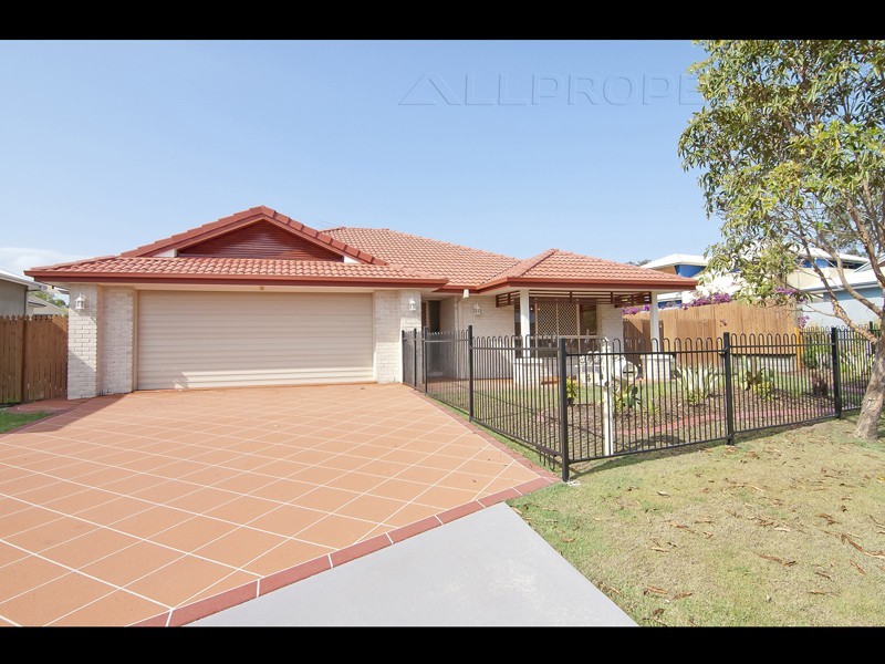 4 Lomandra Court, Seventeen Mile Rocks QLD 4073