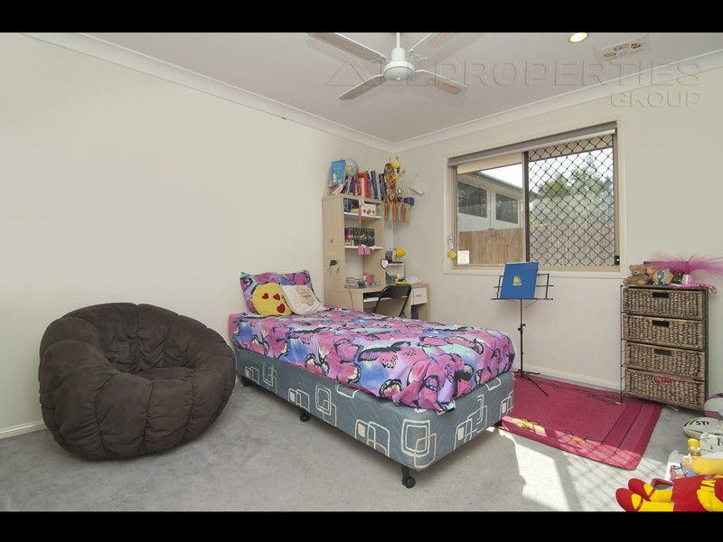 4 Lomandra Court, Seventeen Mile Rocks QLD 4073
