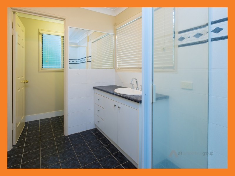 16 Gentian Close, Drewvale QLD 4116