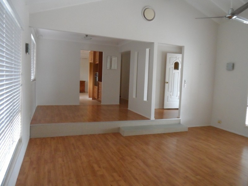 23 Gramby Street, Bellbird Park QLD 4300