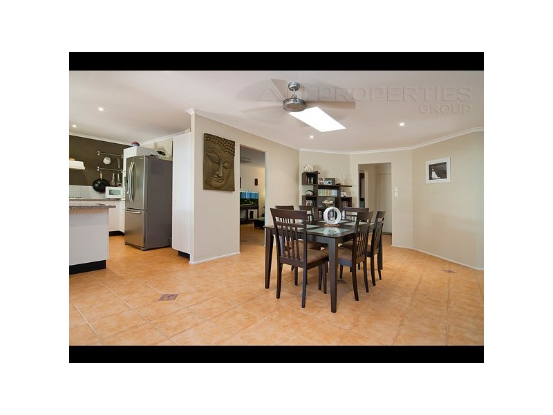 6 Radiata Place, Forest Lake QLD 4078