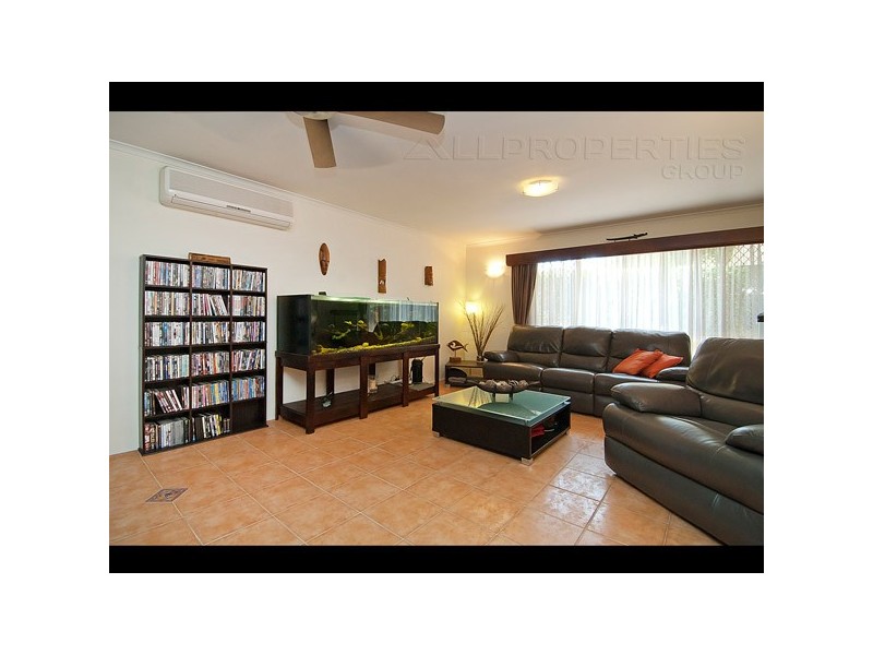6 Radiata Place, Forest Lake QLD 4078