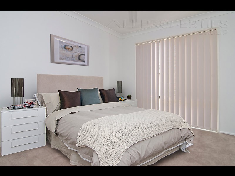 7 Mapelton Cct, Parkinson QLD 4115