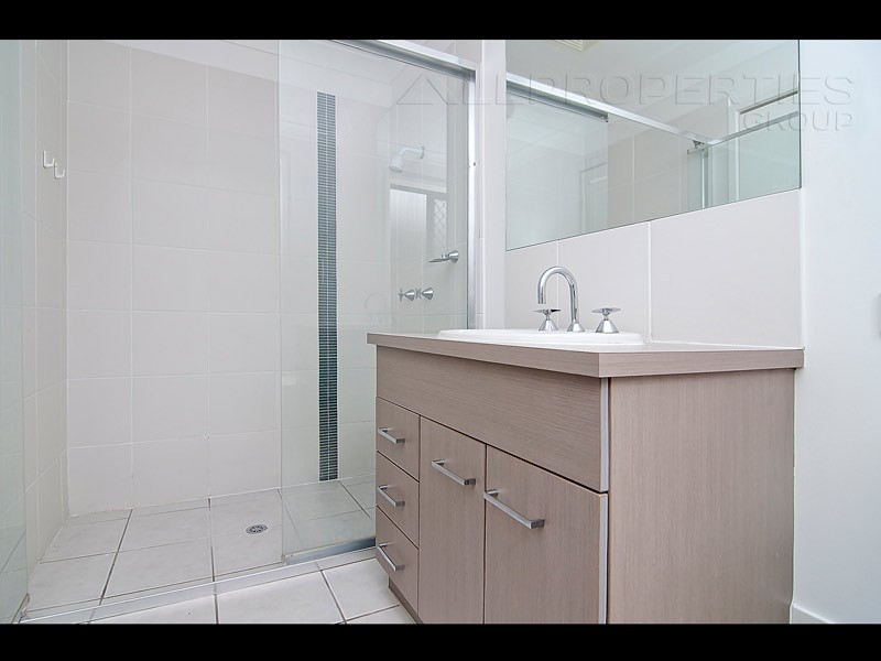 7 Mapelton Cct, Parkinson QLD 4115