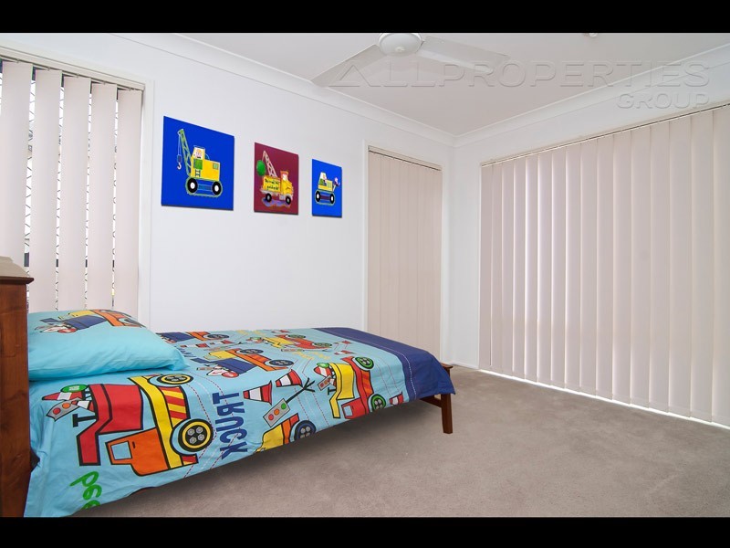 7 Mapelton Cct, Parkinson QLD 4115