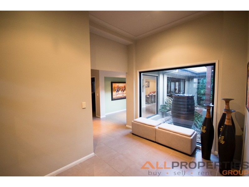 23 Paperbark Crescent, Heathwood QLD 4110