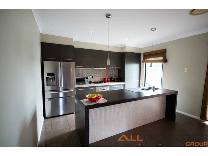 23 Paperbark Crescent, Heathwood QLD 4110