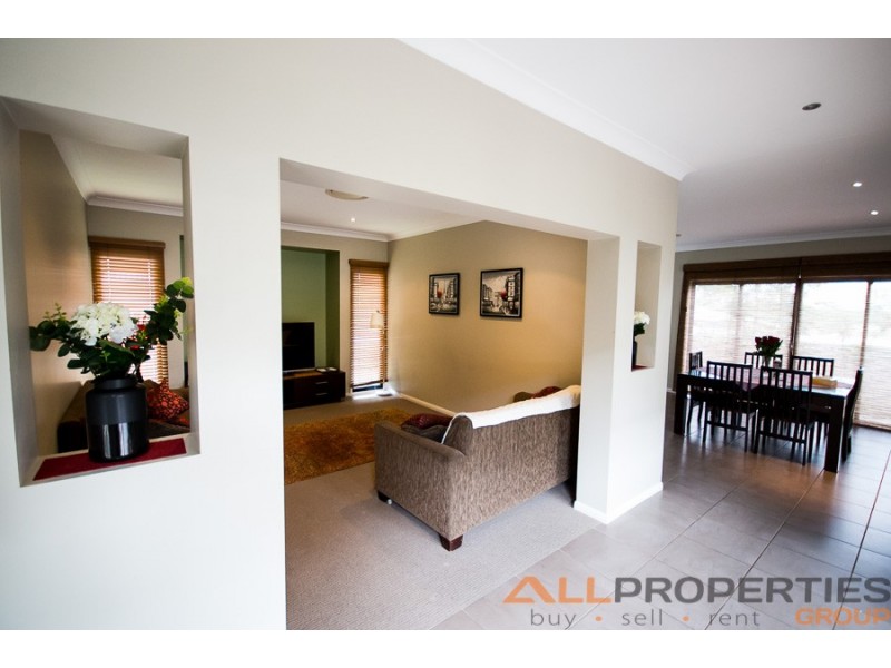 23 Paperbark Crescent, Heathwood QLD 4110