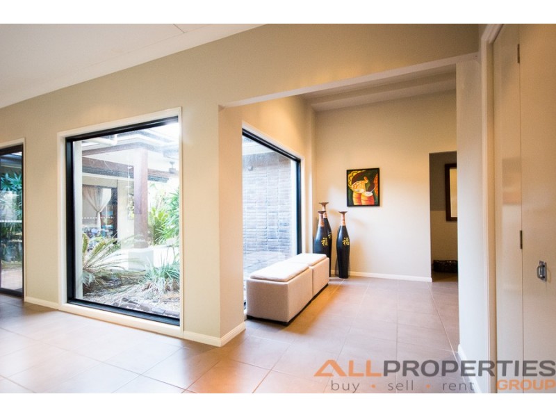 23 Paperbark Crescent, Heathwood QLD 4110