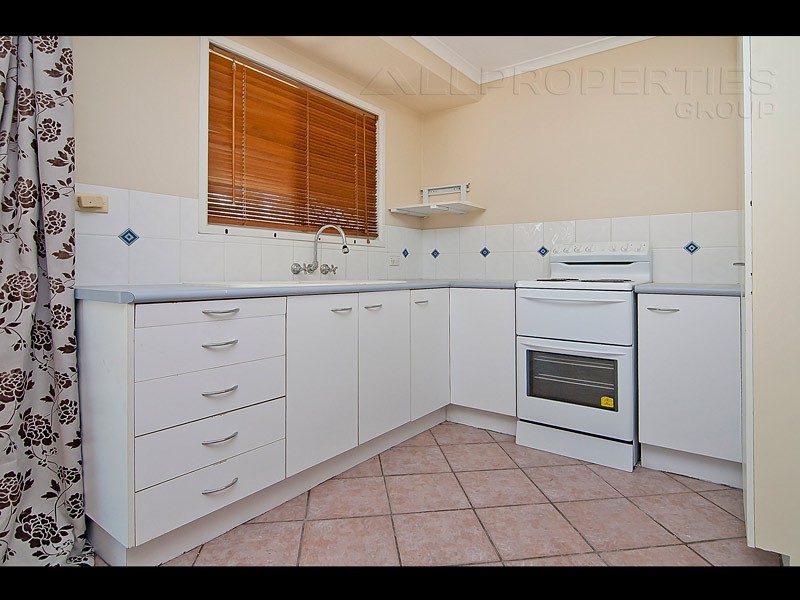 30 STRATHALLEN DRIVE, Boronia Heights QLD 4124