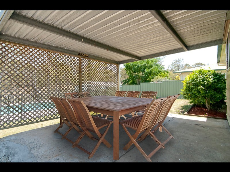 30 STRATHALLEN DRIVE, Boronia Heights QLD 4124