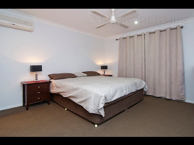 19 Blaxland Place, Drewvale QLD 4116