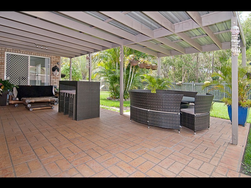 16 Seabrook Crescent, Forest Lake QLD 4078