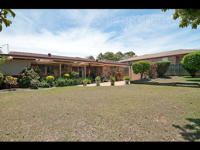 29 SOLANDRA CIRCUIT, Regents Park QLD 4118