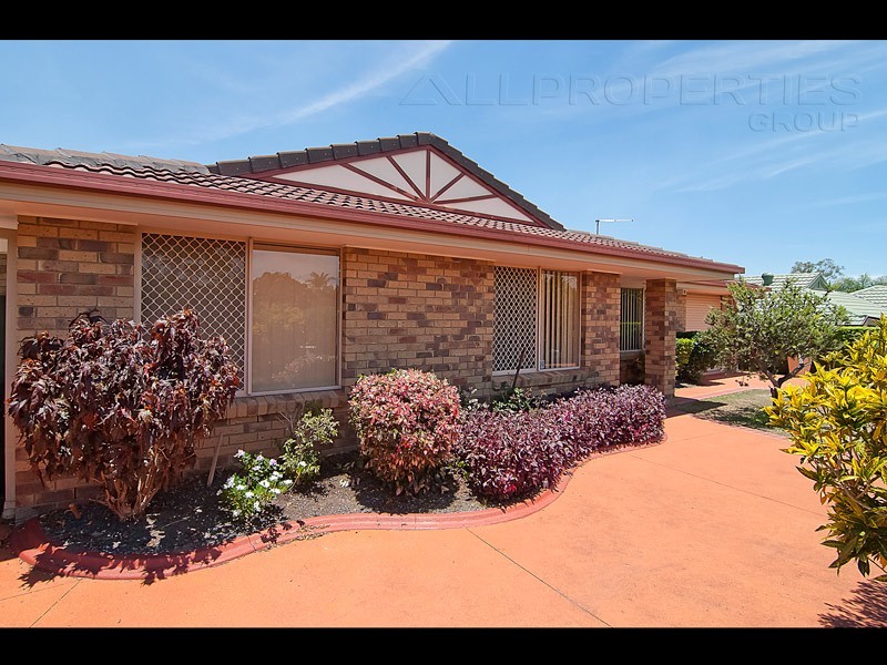 29 SOLANDRA CIRCUIT, Regents Park QLD 4118