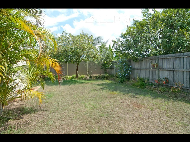 140 Lamberth Road, Regents Park QLD 4118