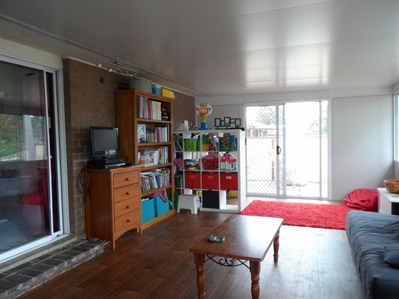 21 Hughes Street, Browns Plains QLD 4118