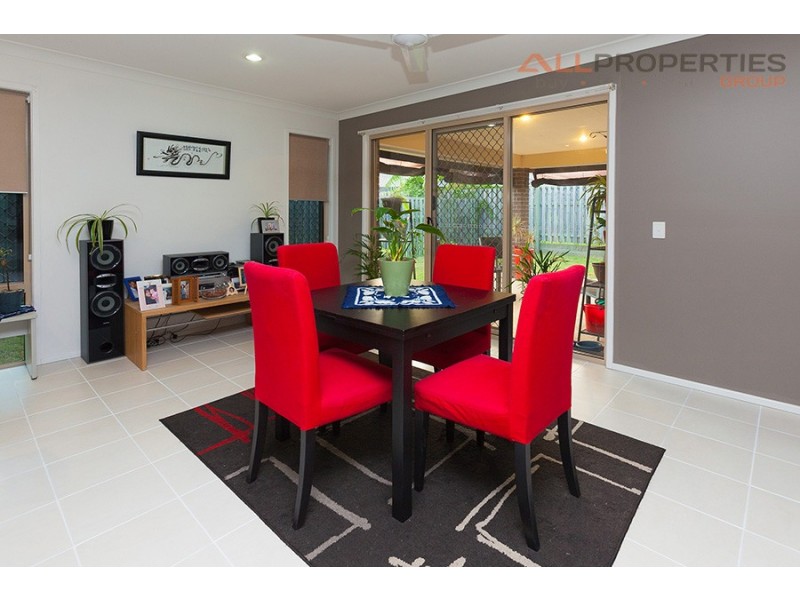 11 Weir Close, Berrinba QLD 4117