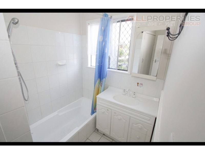 Logan Central QLD 4114