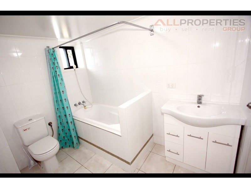 Logan Central QLD 4114