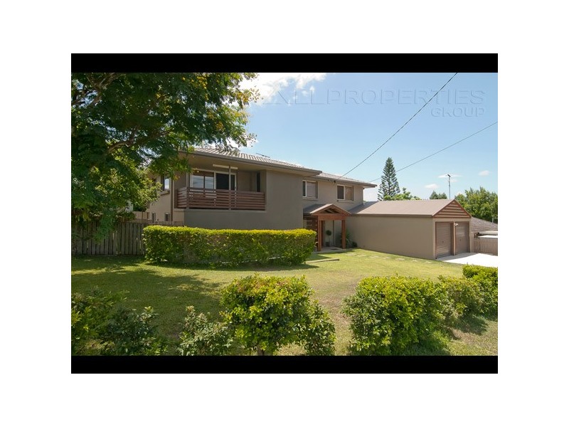 11 Le Grand Street, Macgregor QLD 4109