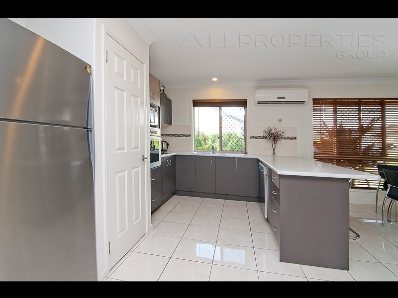 23 Randwick Place, Drewvale QLD 4116