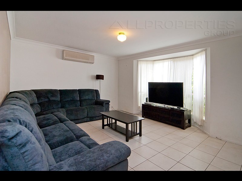 59 Flinders Cr, Forest Lake QLD 4078