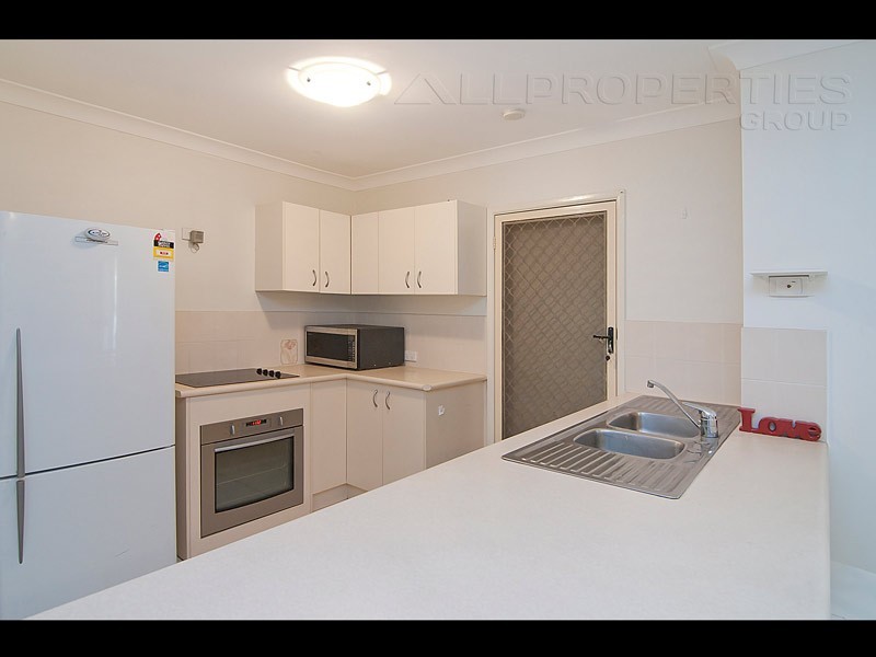 59 Flinders Cr, Forest Lake QLD 4078