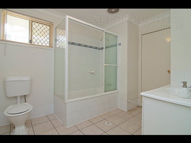 59 Flinders Cr, Forest Lake QLD 4078