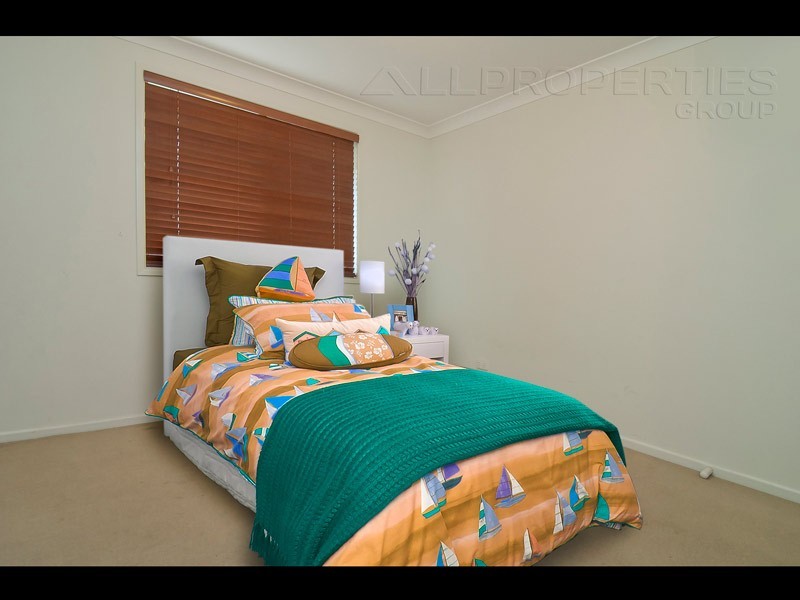 59 Flinders Cr, Forest Lake QLD 4078