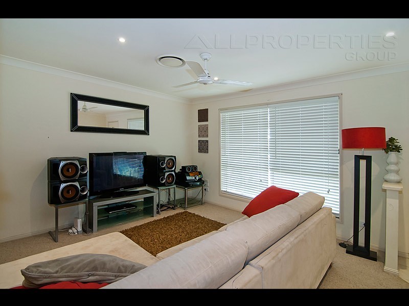 15 Gecko Place, Doolandella QLD 4077