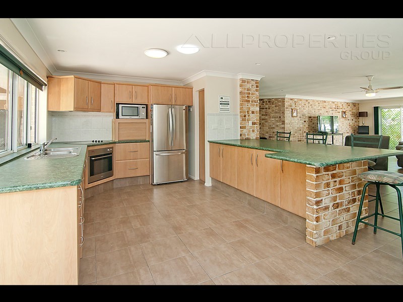 31-43 Myall Terrace, Munruben QLD 4125