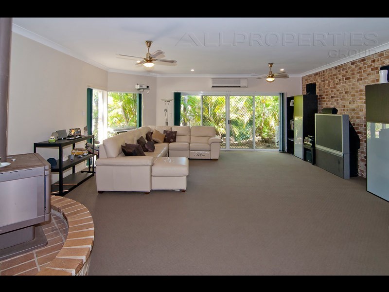 31-43 Myall Terrace, Munruben QLD 4125