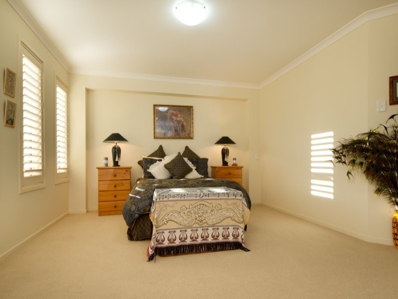 79 Injune Circuit, Calamvale QLD 4116
