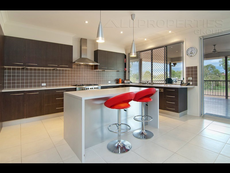 13-15 Alannon Place, Jimboomba QLD 4280